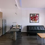Neptune Paphos Apartmanhotel 4*