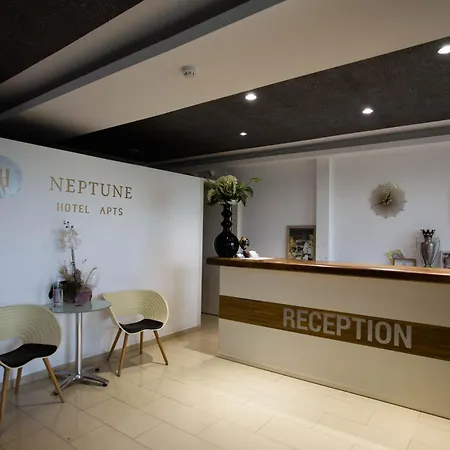 Neptune Paphos Aparthotel 3*