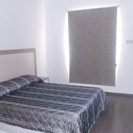 Aparthotel Neptune Paphos 4*