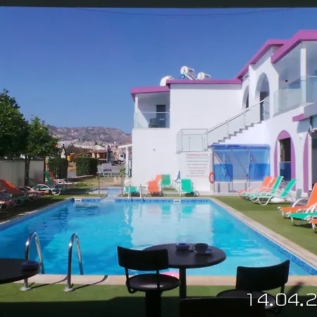 Neptune Paphos 4*
