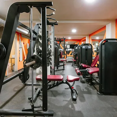 Neptune Paphos 公寓式酒店