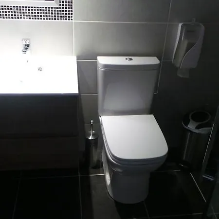 Aparthotel Neptune Paphos 3*