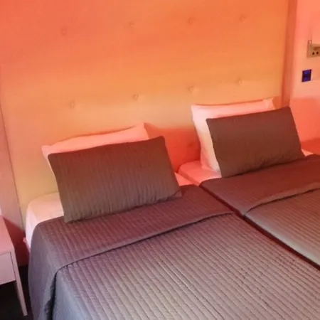 Aparthotel Neptune Paphos