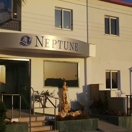 Aparthotel Neptune Paphos Coral Bay