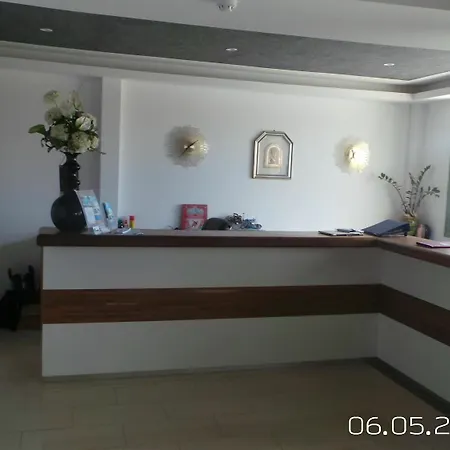 Aparthotel Neptune Paphos