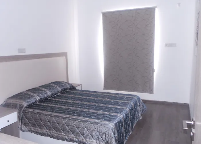 Apartmanhotel Neptune Paphos 4*